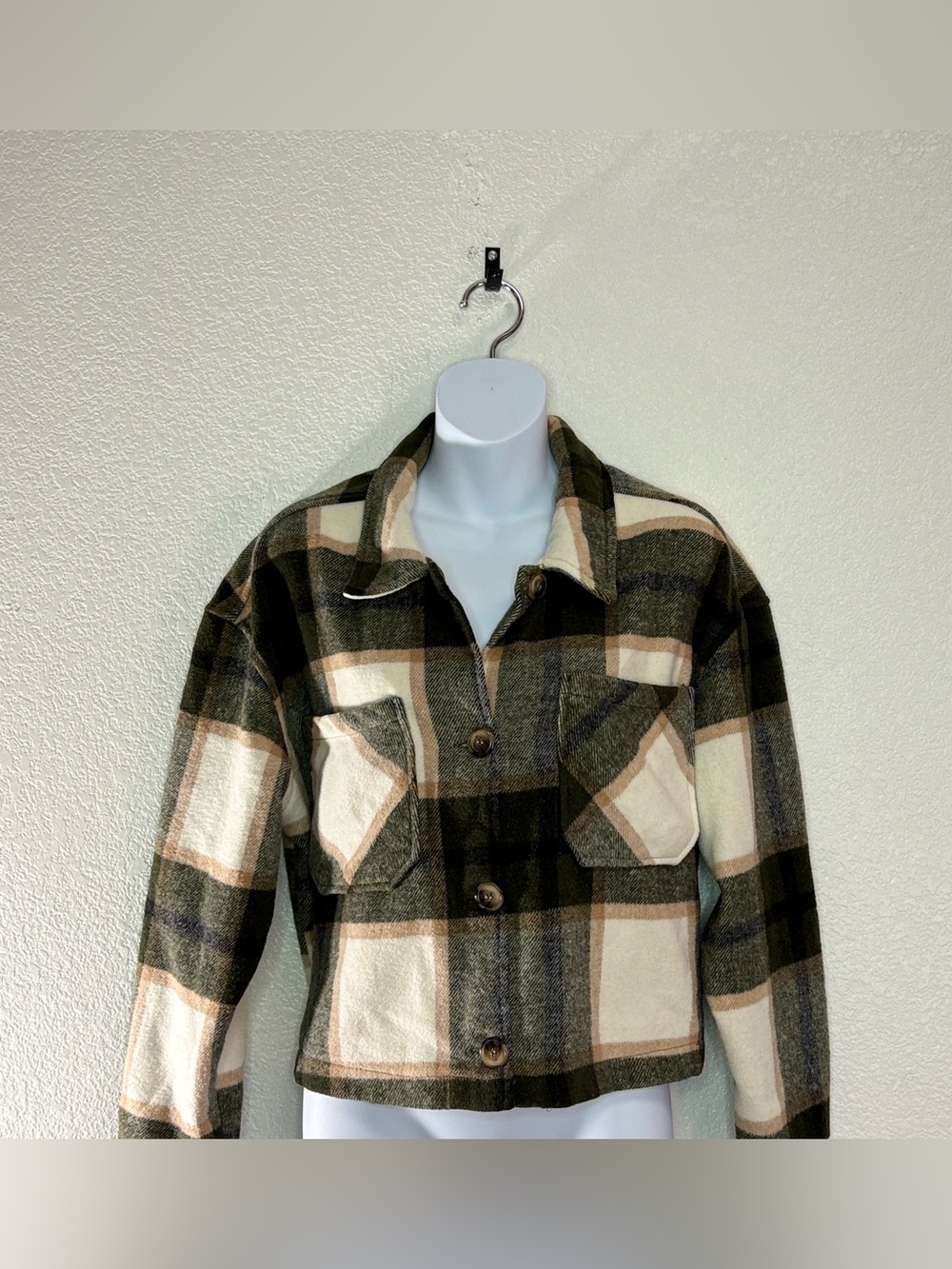 Ashley By 26 International Olive & Cream Plaid Cropped Utility Jacket